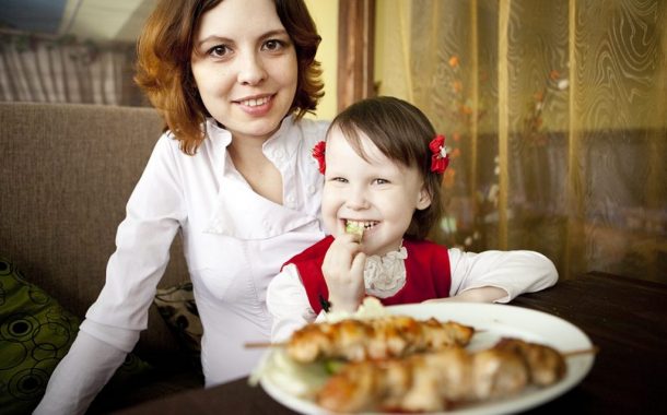 Çocuk beslenmesinde tavuk eti; yüksek “protein” değerine sahip gıdaların başında gelir