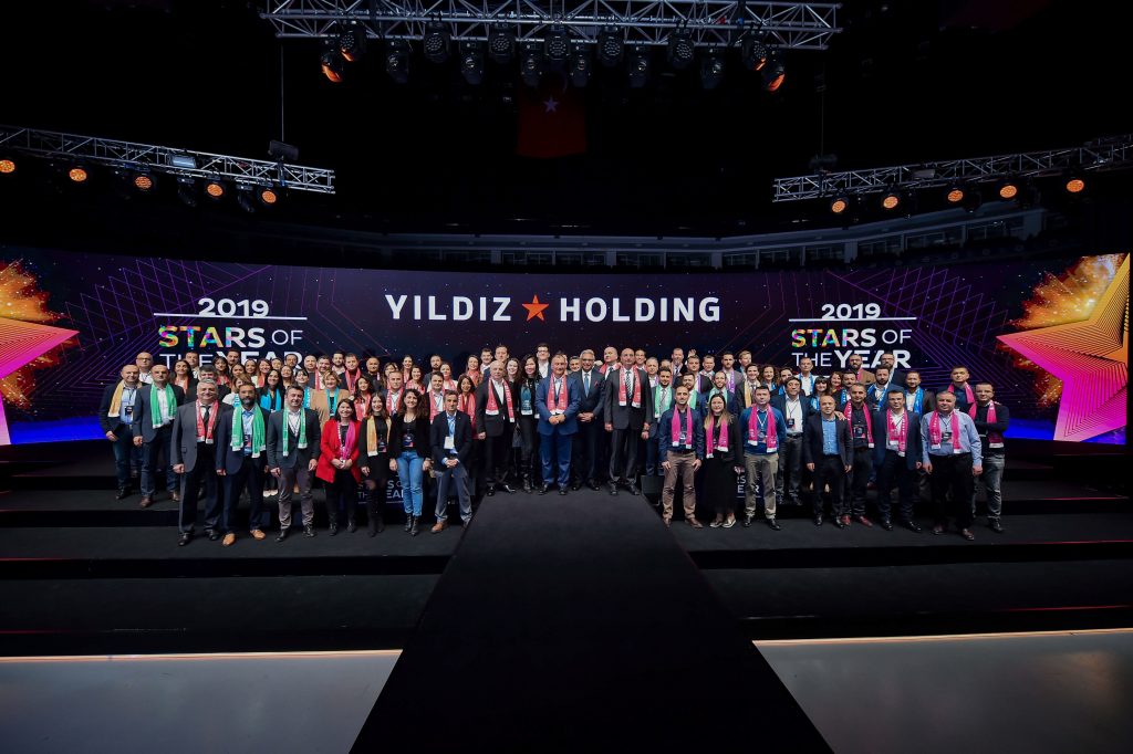 Yıldız Holding ‘Senenin Yıldızları’nı ödüllendirdi