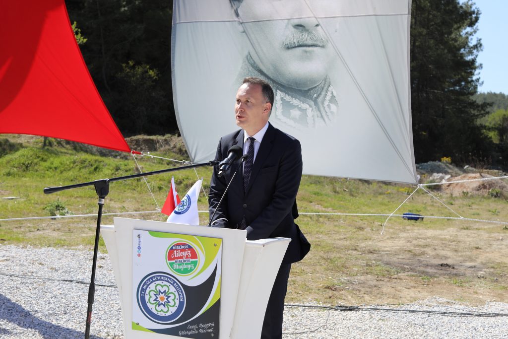 Balparmak Arıcılık Akademisi   Yeni Mezunlarıyla Sektöre Değer Katmaya Devam Ediyor