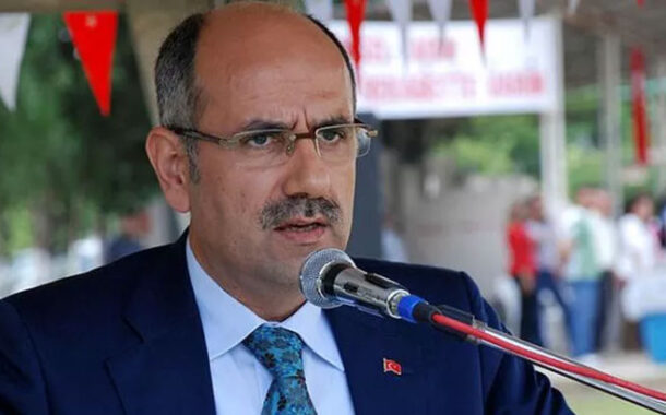 Vahit Kirişçi 4 Mart 2022 Cumhurbaşkanlığı kararı ile Tarım ve Orman Bakanı oldu.