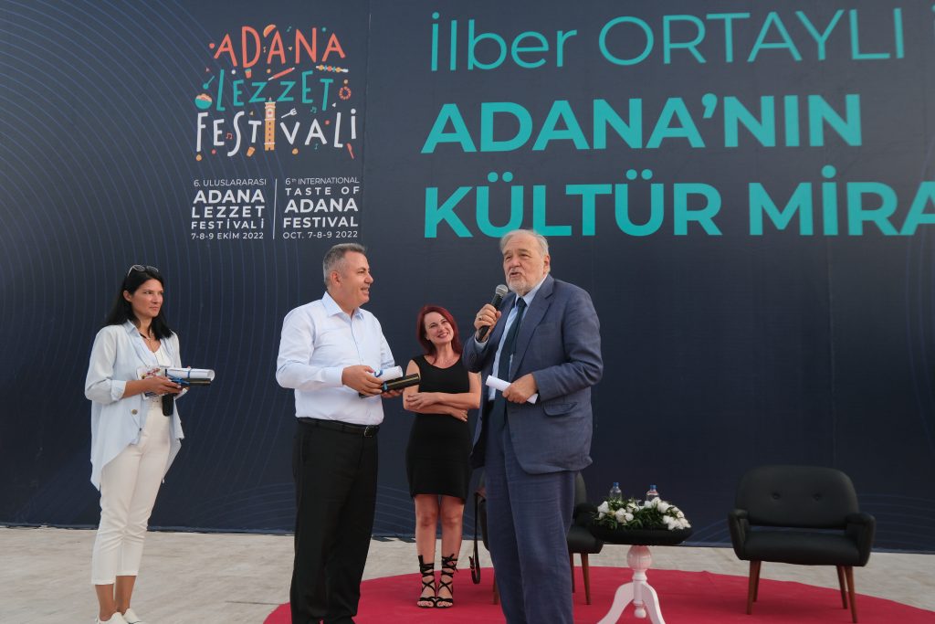 İLBER ORTAYLI: “ADANA SADECE KEBAP DEĞİL  AYNI ZAMANDA BİR SEBZE CENNETİDİR”