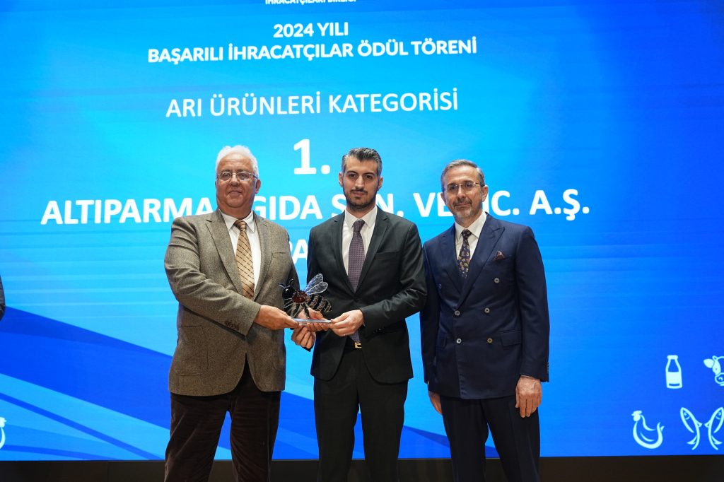 Türk balını 43 ülkeye ulaştıran Balparmak,  ihracat birincisi oldu!