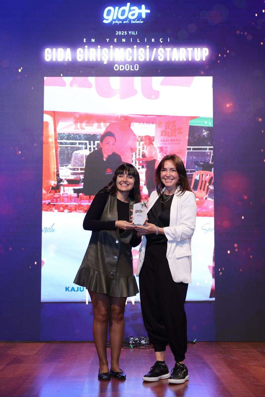 Itz Nutz’a iki ödül birden