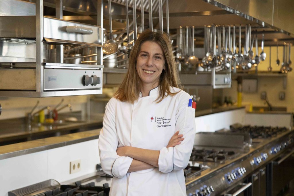 GASTRONOMİ SEKTÖRÜNDE 2026 ÖNGÖRÜLERİ:  ‘Yapay zekayı akıllıca kullanan restoranlar başarılı olacak’