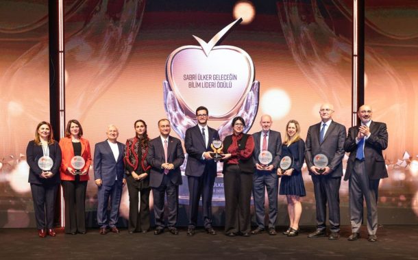 Küreselleşen Sabri Ülker Geleceğin Bilim Lideri Ödülü'nün 10'uncusu Şili'ye uzandı